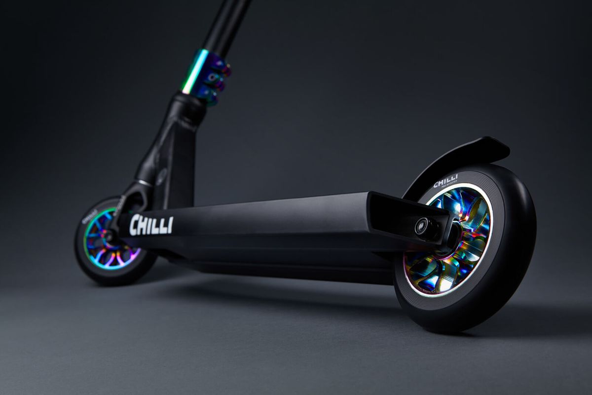Chilli Pro Scooter Reaper Grim Schwarz Neochrome