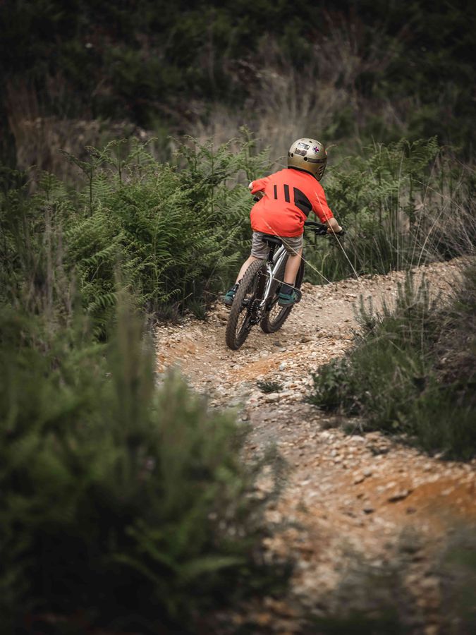 Seeker Brushed Aluminium