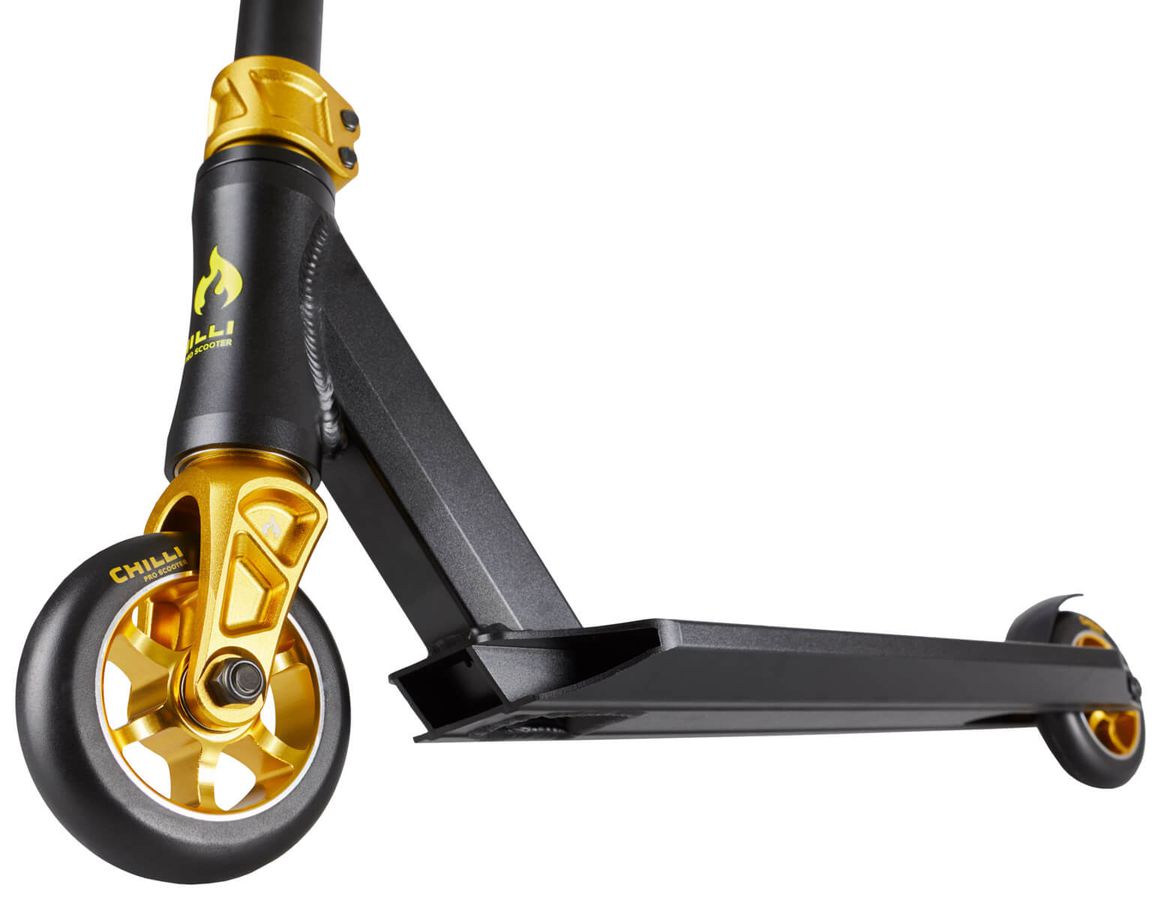 Chilli Pro Scooter 3000 Schwarz Gold