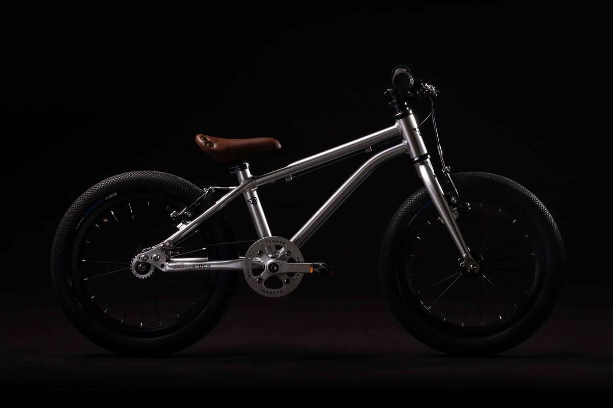 Belter Brushed Aluminium