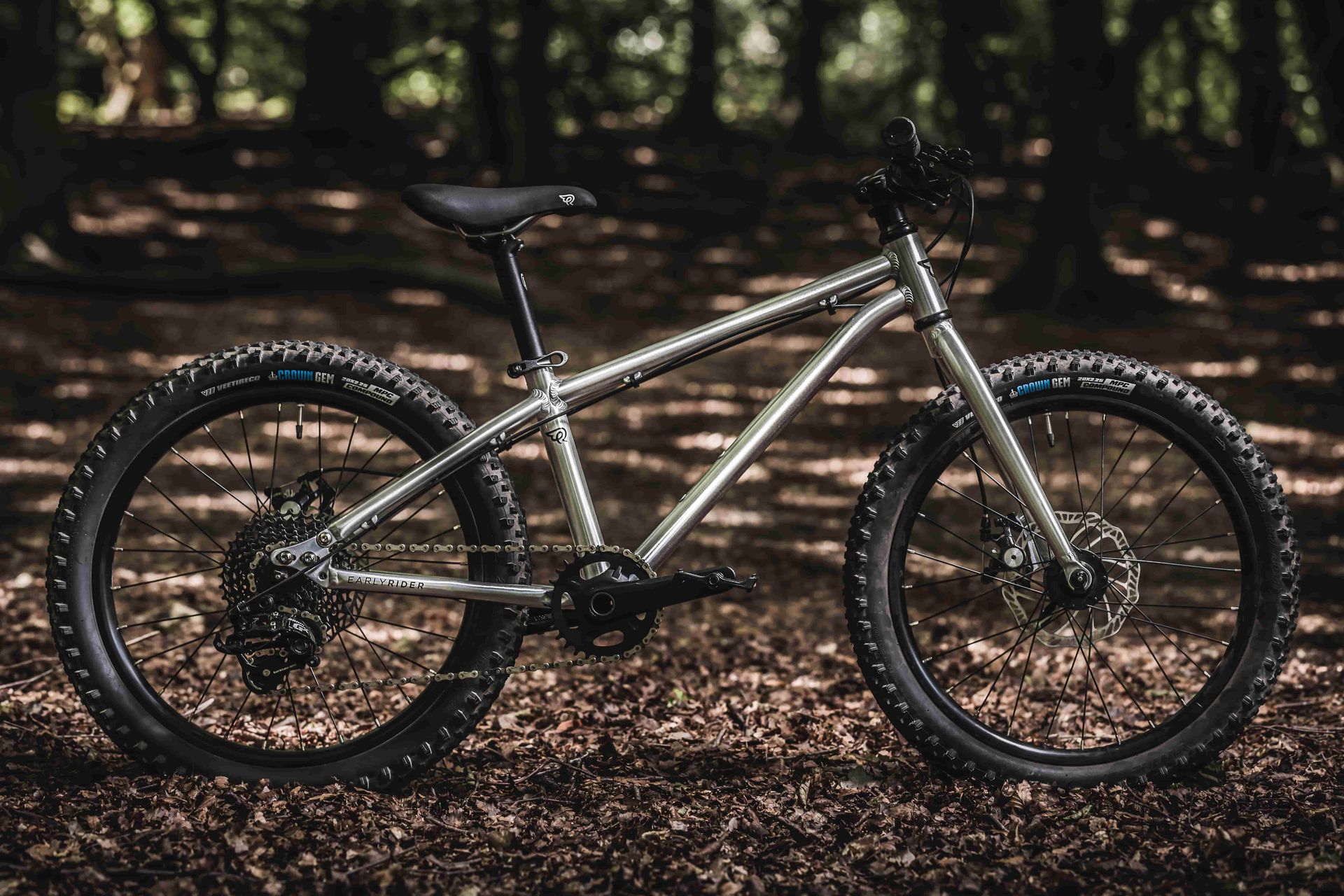 Seeker Brushed Aluminium