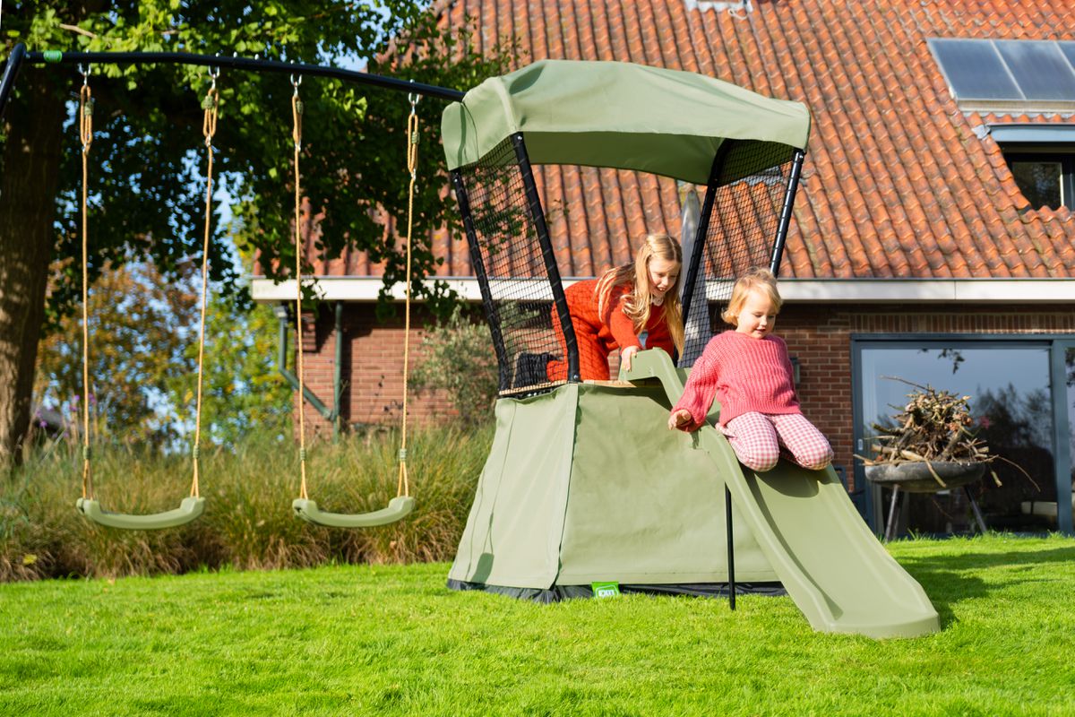 Spielturm Ivy mit Schaukel, 2 Sitze (FSC®100%)