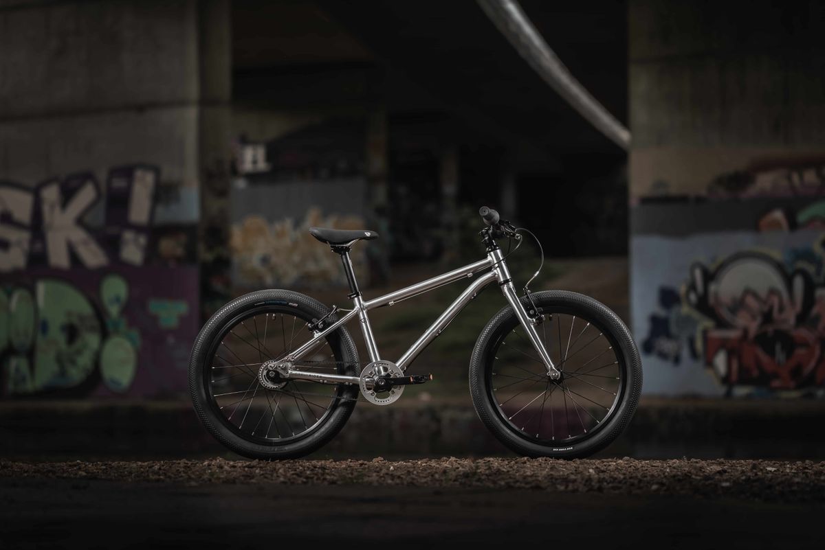 Belter Brushed Aluminium