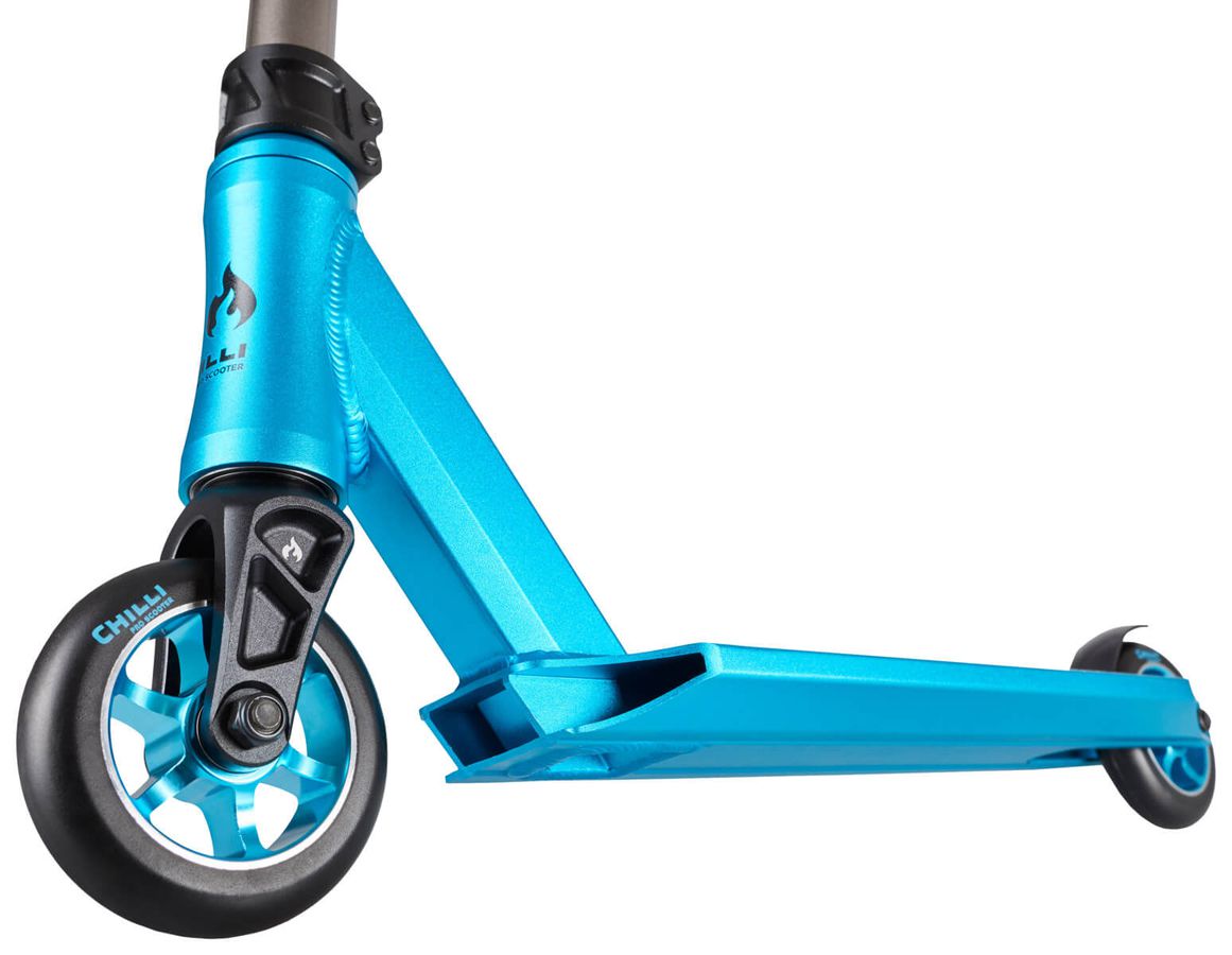 Chilli Pro Scooter 3000 blau Schwarz