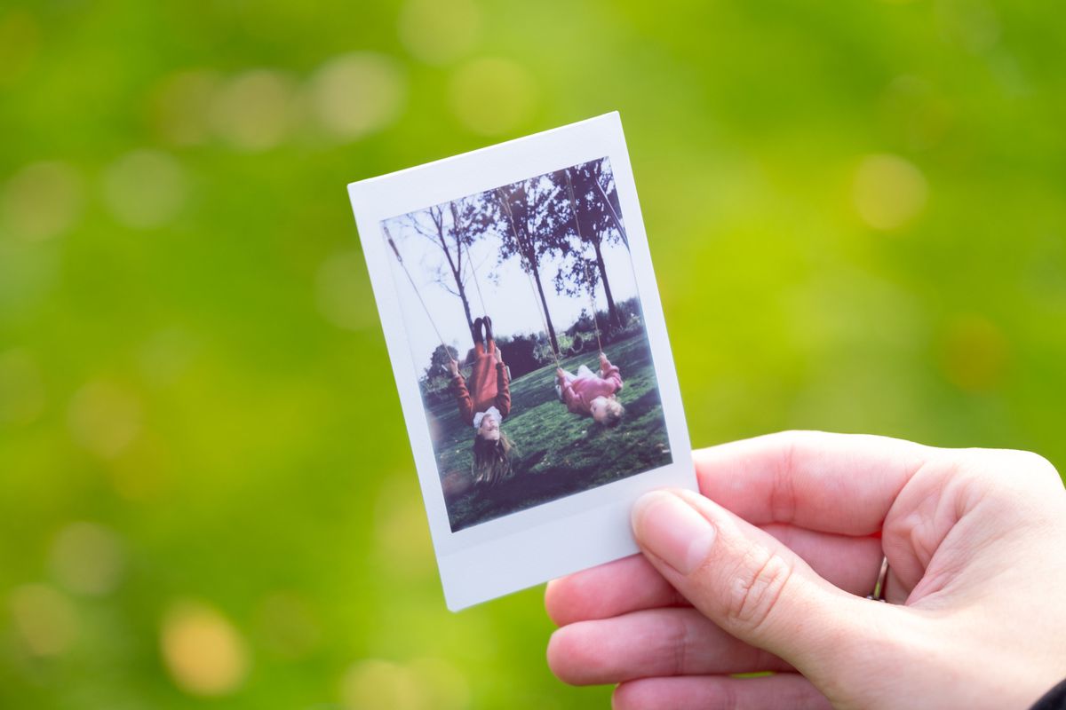 Spielturm Ivy mit Schaukel, 2 Sitze (FSC®100%)