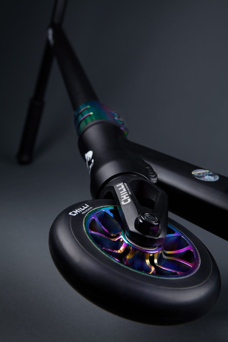 Chilli Pro Scooter Reaper Grim Schwarz Neochrome